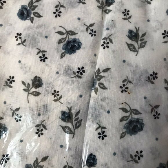 Color Connection Coastal Blue Floral Rod Pocket Drapes Tiebacks 84" x 84" Cotton - Picture 4 of 4